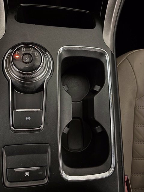 Used 2017 Ford Fusion SE FWD image 23