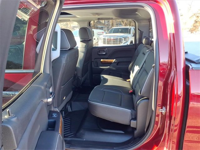 Used 2018 Chevrolet Silverado 1500 High Country image 11