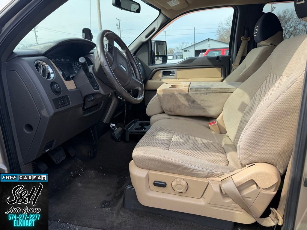 Used 2011 Ford F150 XLT w/ XTR Pkg image 4