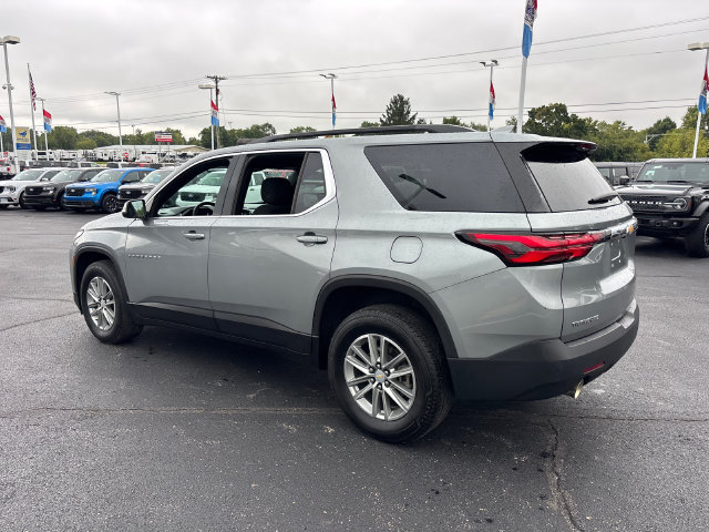 Used 2023 Chevrolet Traverse LT FWD image 5