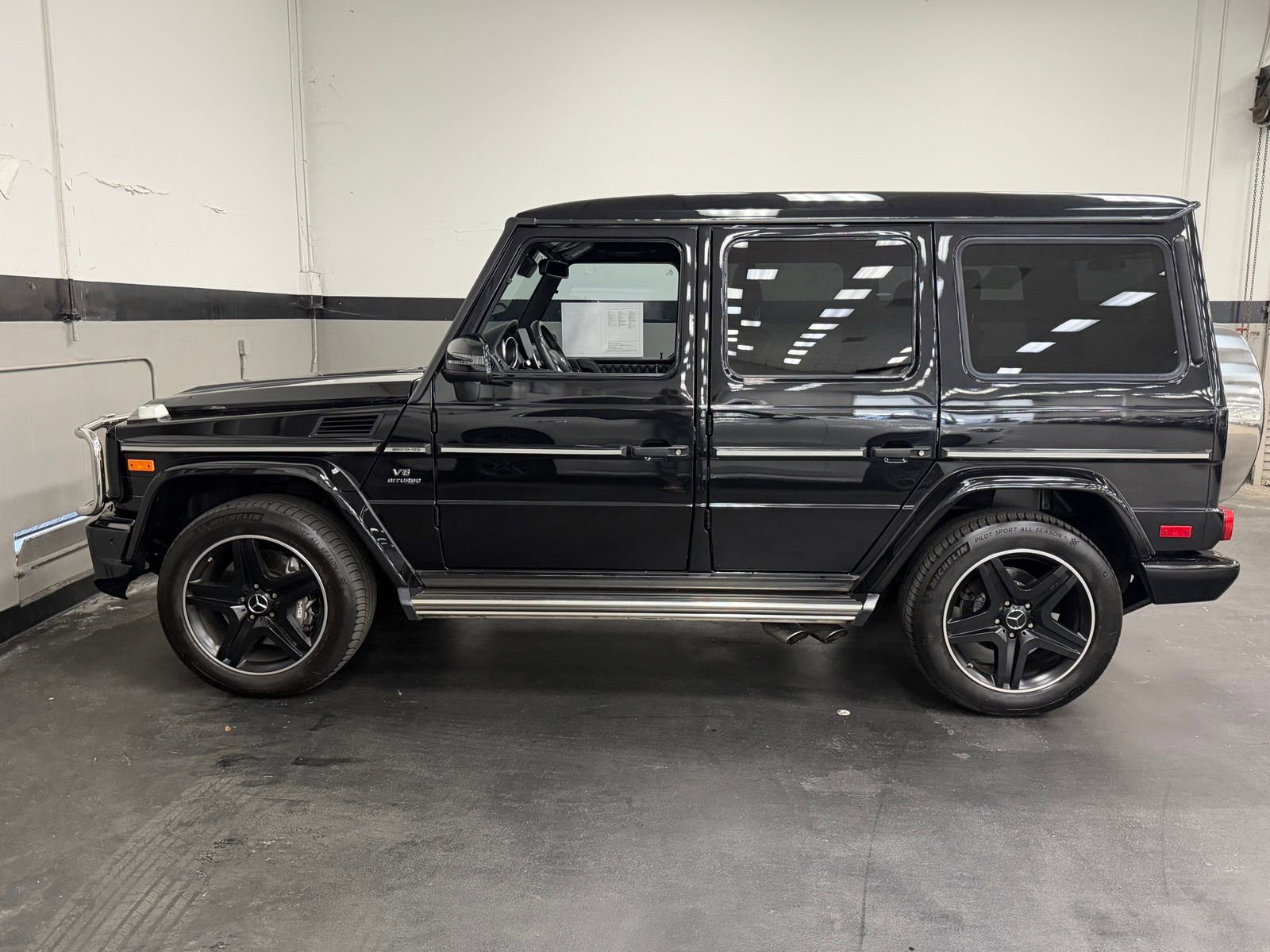Used 2017 Mercedes-Benz G 63 AMG 4MATIC image 9