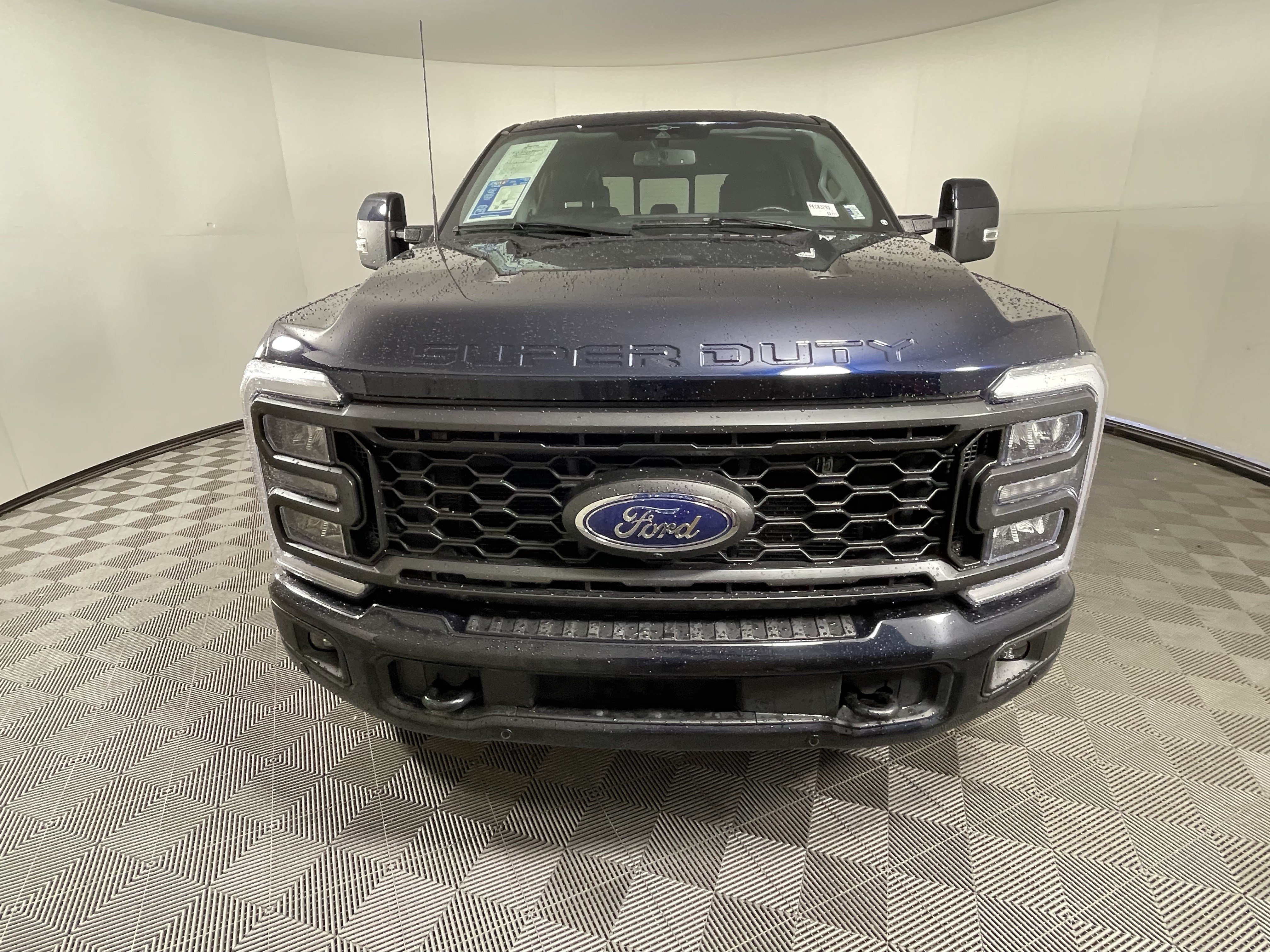 Used 2023 Ford F250 Lariat w/ Lariat Ultimate Package AWD/4WD image 7
