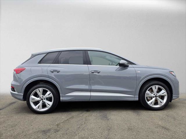 Certified 2023 Audi Q4 e-tron Premium Plus w/ Premium Plus AWD/4WD image 2