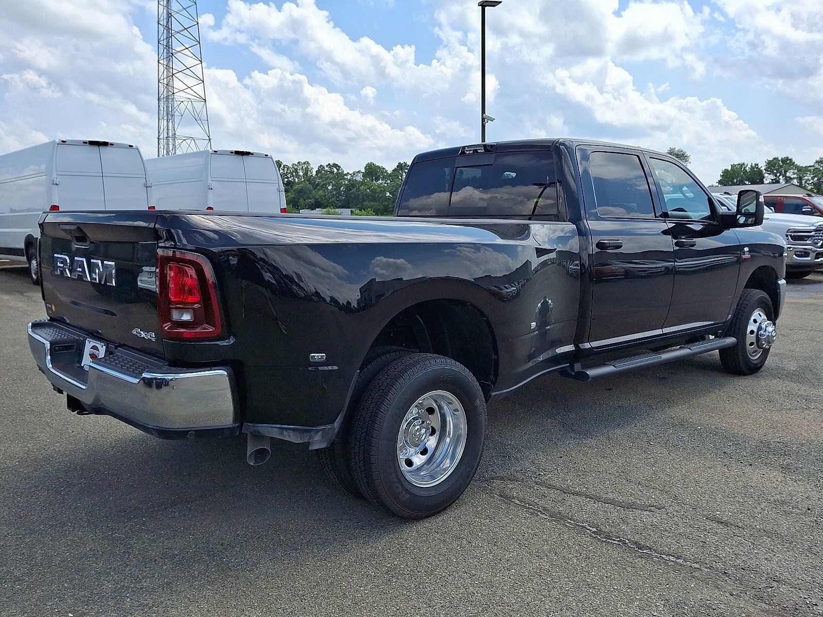 New 2025 RAM 3500 Tradesman image 4