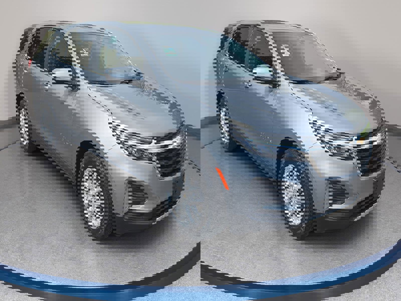 Used 2023 Chevrolet Equinox LT w/ LPO, Floor Liner Package image 3