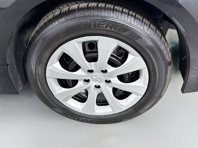 Certified 2025 Toyota Corolla LE FWD image 28
