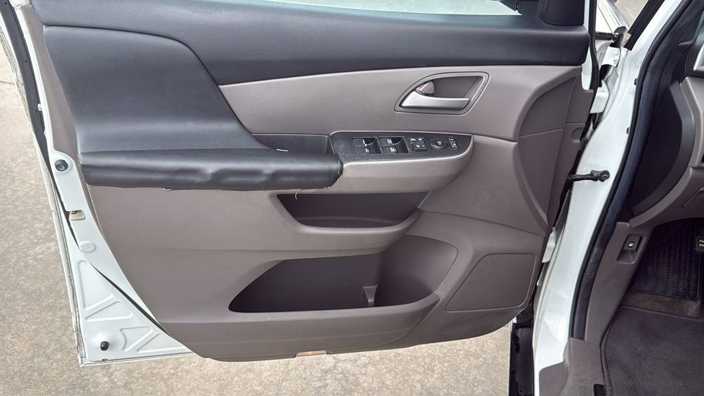 Used 2013 Honda Odyssey EX-L image 12
