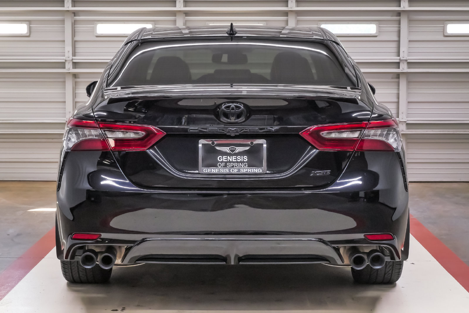 Used 2022 Toyota Camry XSE FWD image 7