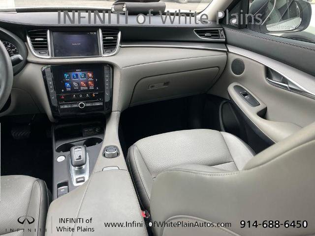 Certified 2023 INFINITI QX50 Luxe FWD image 9