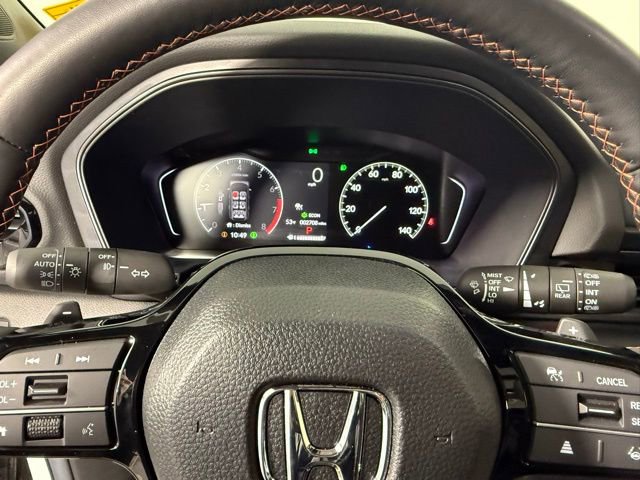 Used 2025 Honda Pilot TrailSport image 16