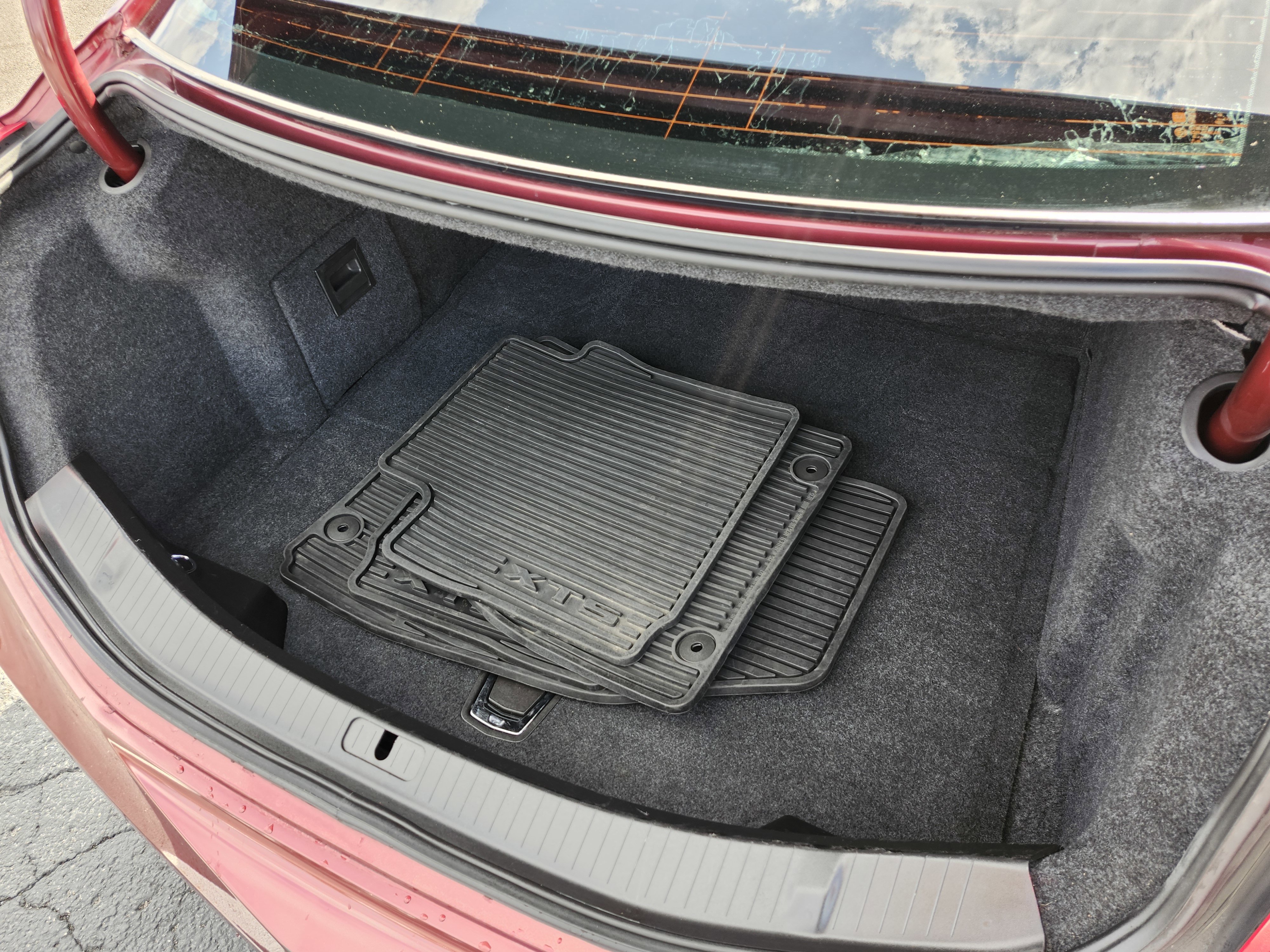 Used 2016 Cadillac XTS Luxury w/ Driver Awareness Package image 25