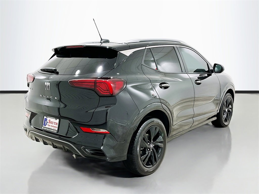 Used 2025 Buick Encore GX Sport Touring image 7