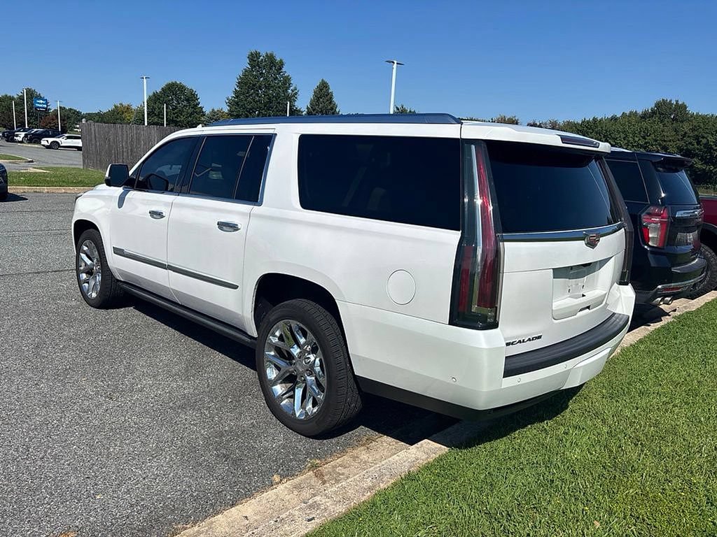 Certified 2019 Cadillac Escalade ESV Premium Luxury AWD/4WD image 8