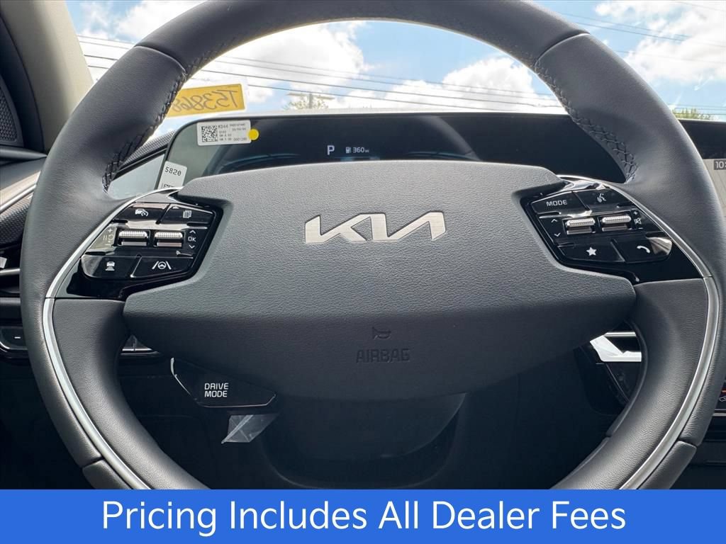 New 2026 Kia Niro EX FWD image 14