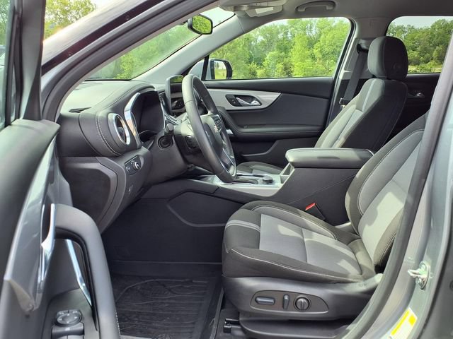 Used 2024 Chevrolet Blazer LT w/ Convenience Package FWD image 42