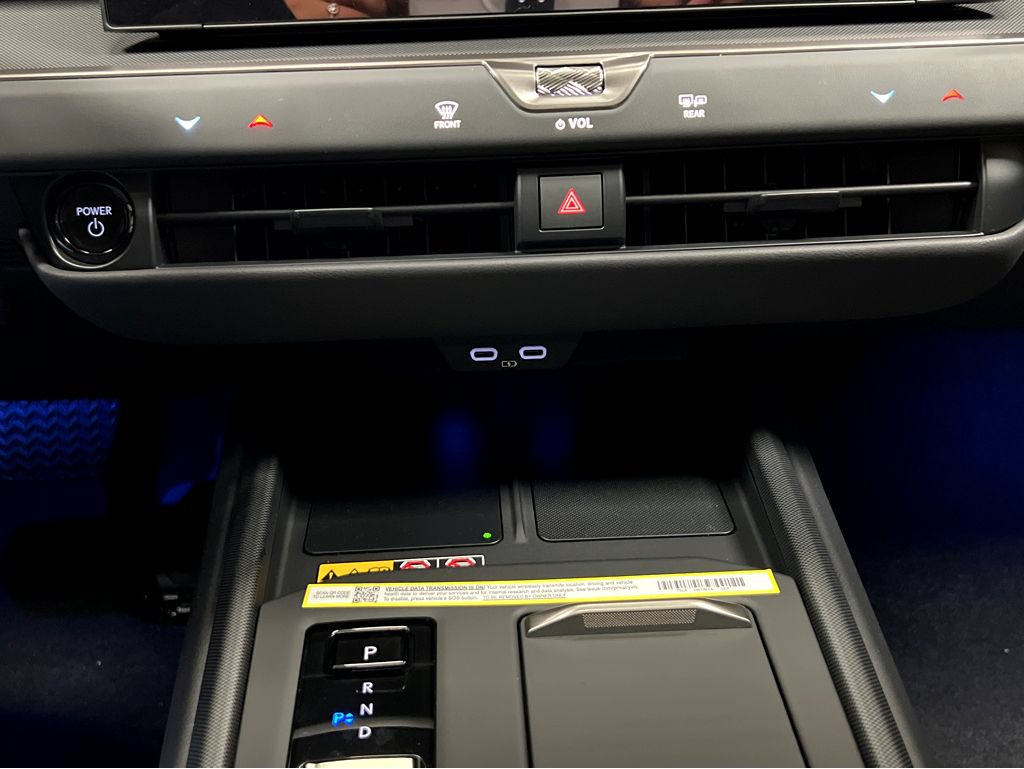 New 2026 Lexus ES 500e AWD/4WD image 17