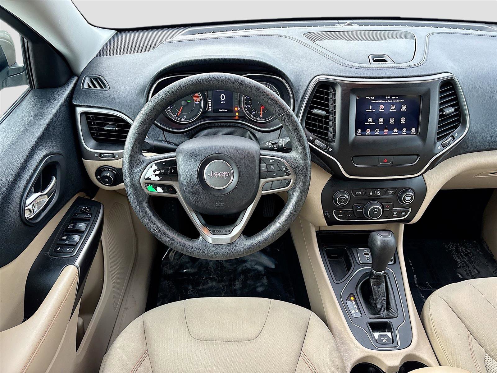 Used 2019 Jeep Cherokee Latitude w/ Popular Appearance Group image 22