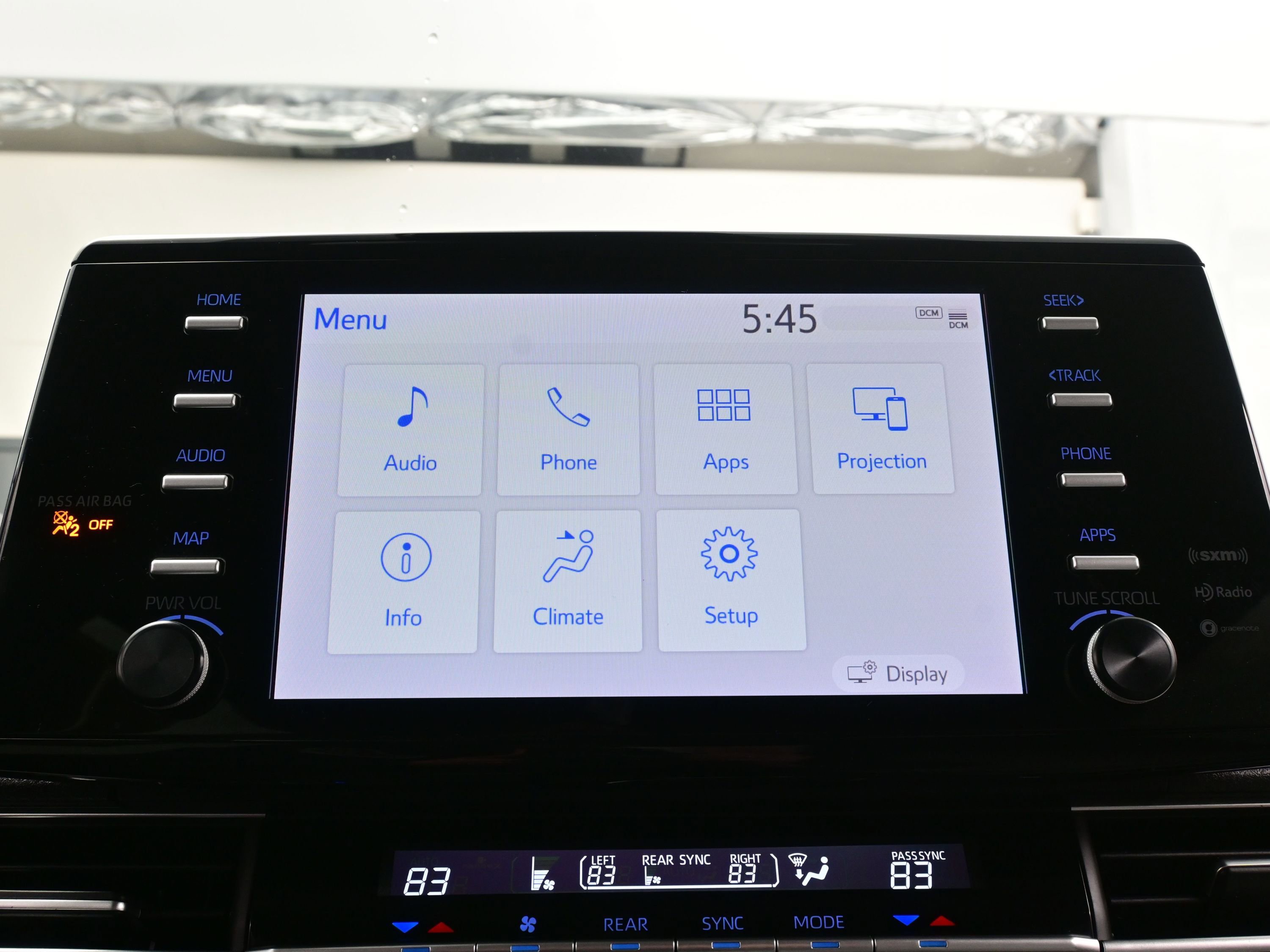 Used 2024 Toyota Sienna XLE image 21