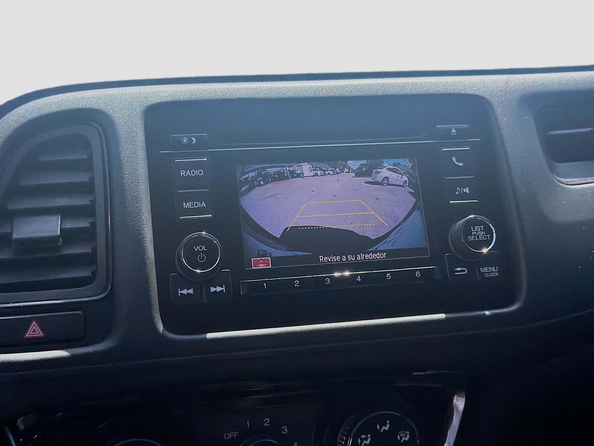 Certified 2022 Honda HR-V LX image 13