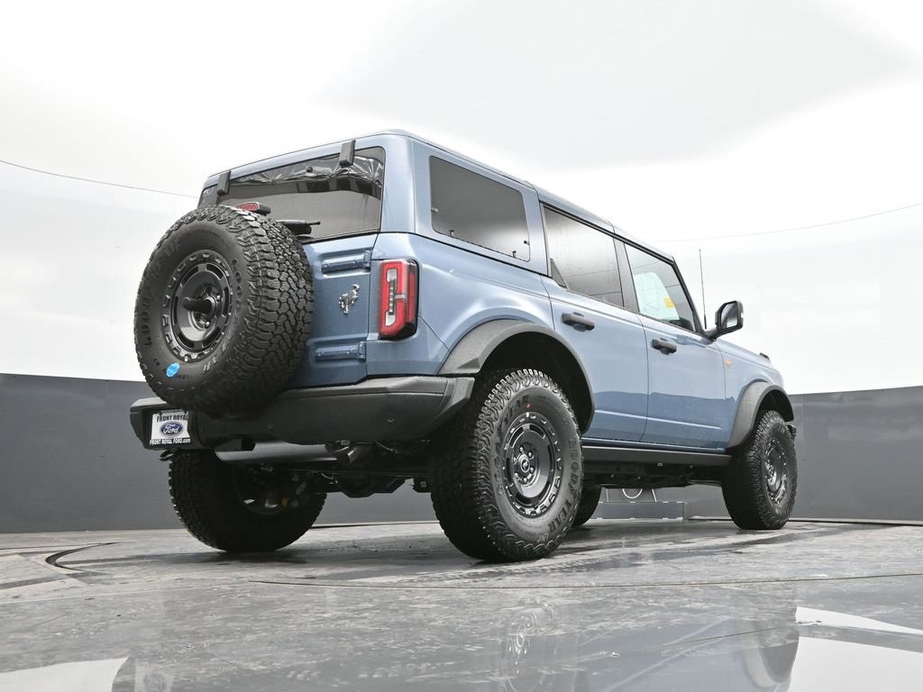 New 2025 Ford Bronco Badlands image 48