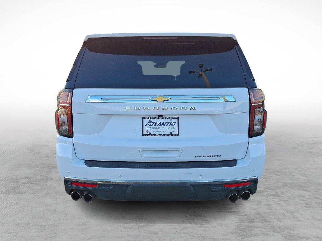 Used 2023 Chevrolet Suburban Premier image 4