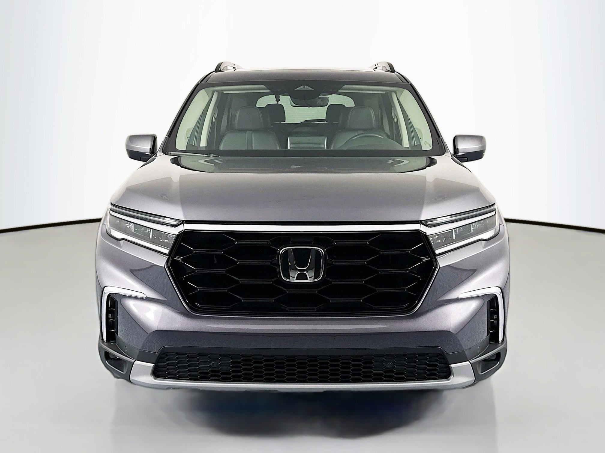 Certified 2023 Honda Pilot Touring image 2