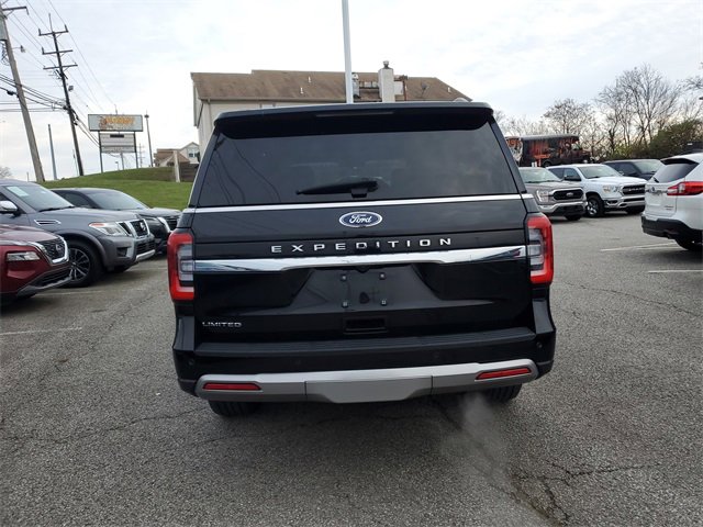 Used 2023 Ford Expedition Limited image 5