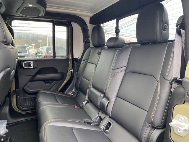 New 2025 Jeep Gladiator Sport image 21