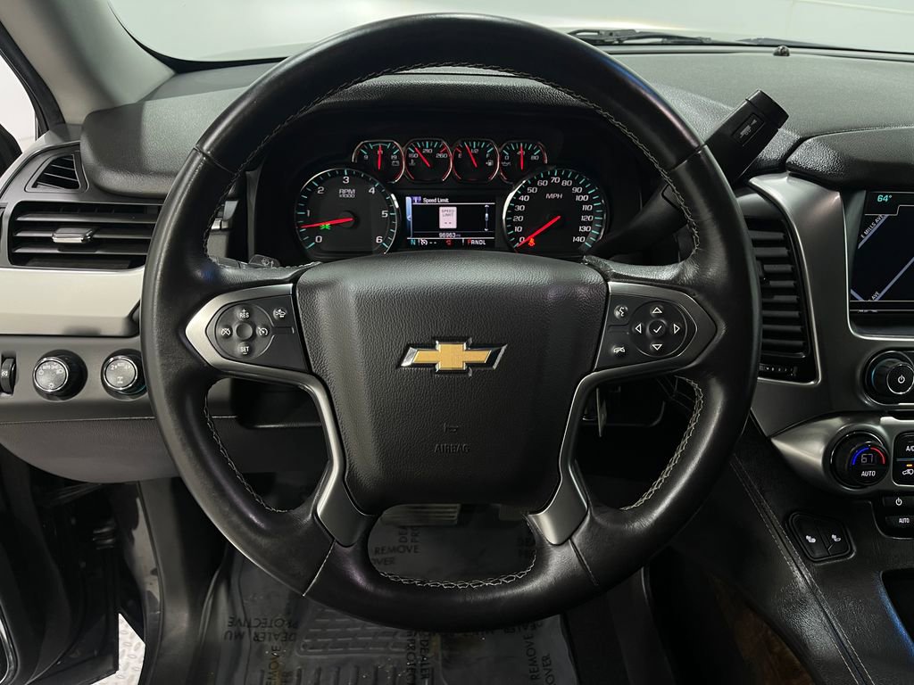 Used 2017 Chevrolet Suburban LT image 22