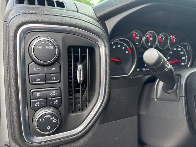 Used 2021 Chevrolet Silverado 1500 LT Trail Boss w/ Convenience Package II AWD/4WD image 10