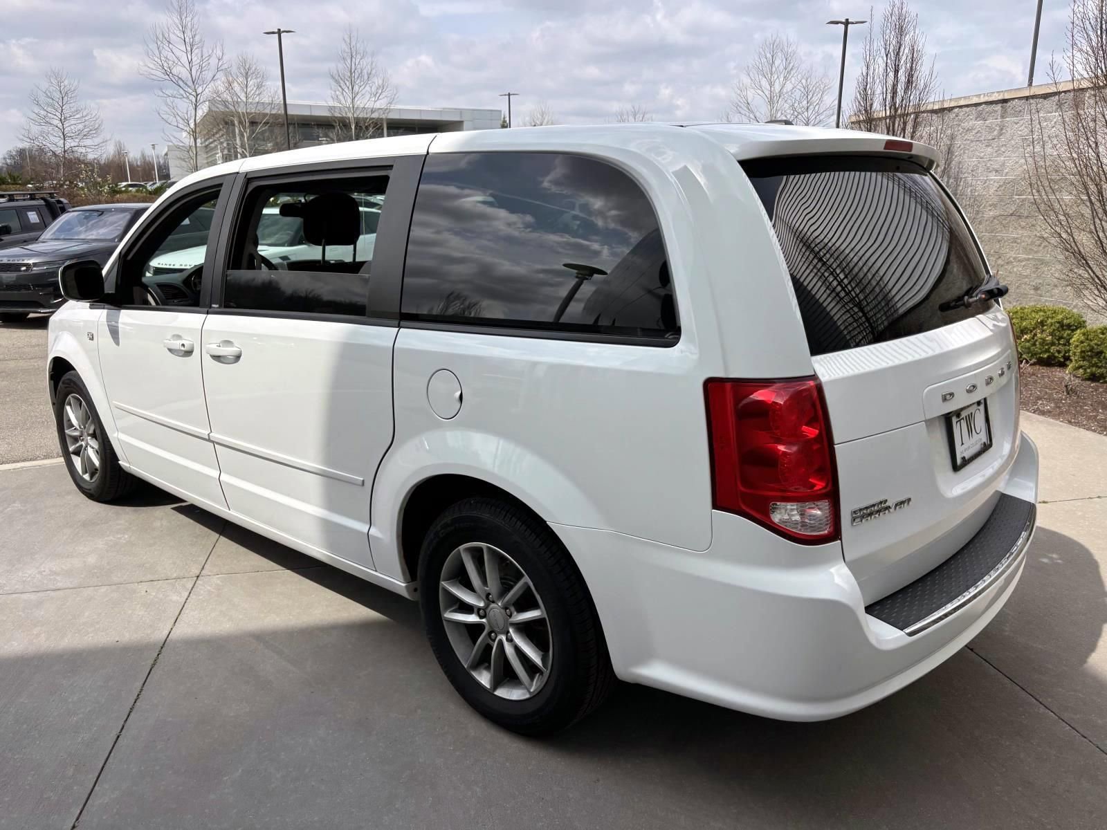 Used 2014 Dodge Grand Caravan SE image 7