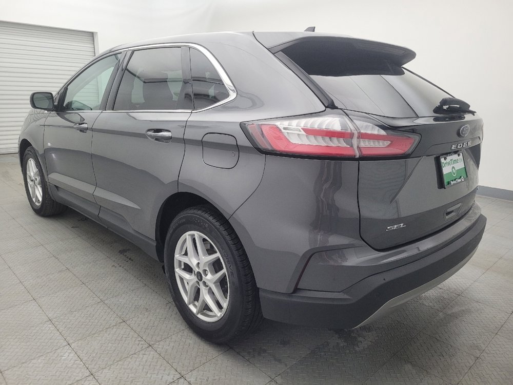 Used 2023 Ford Edge SEL image 5