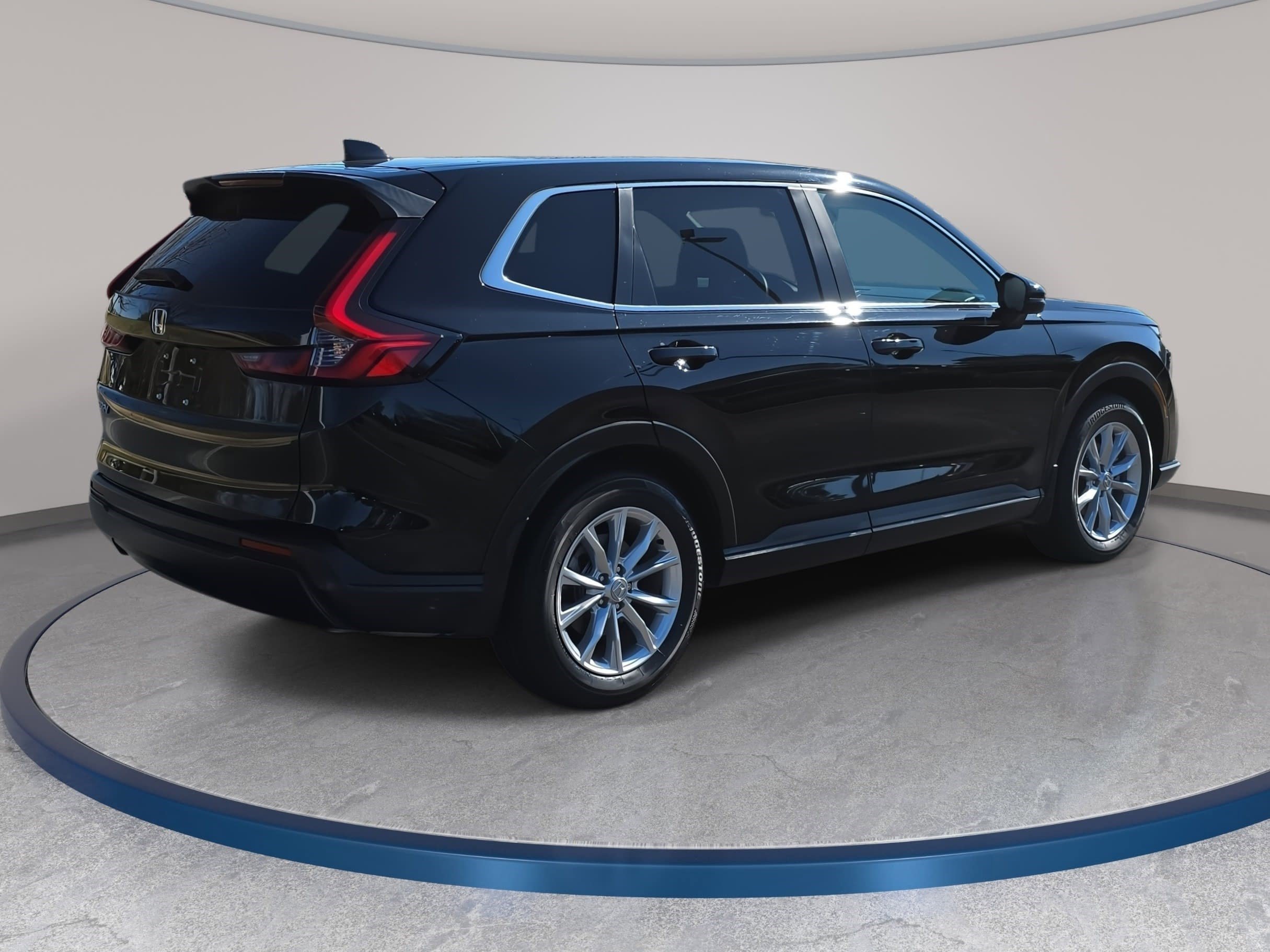 Used 2024 Honda CR-V EX image 5