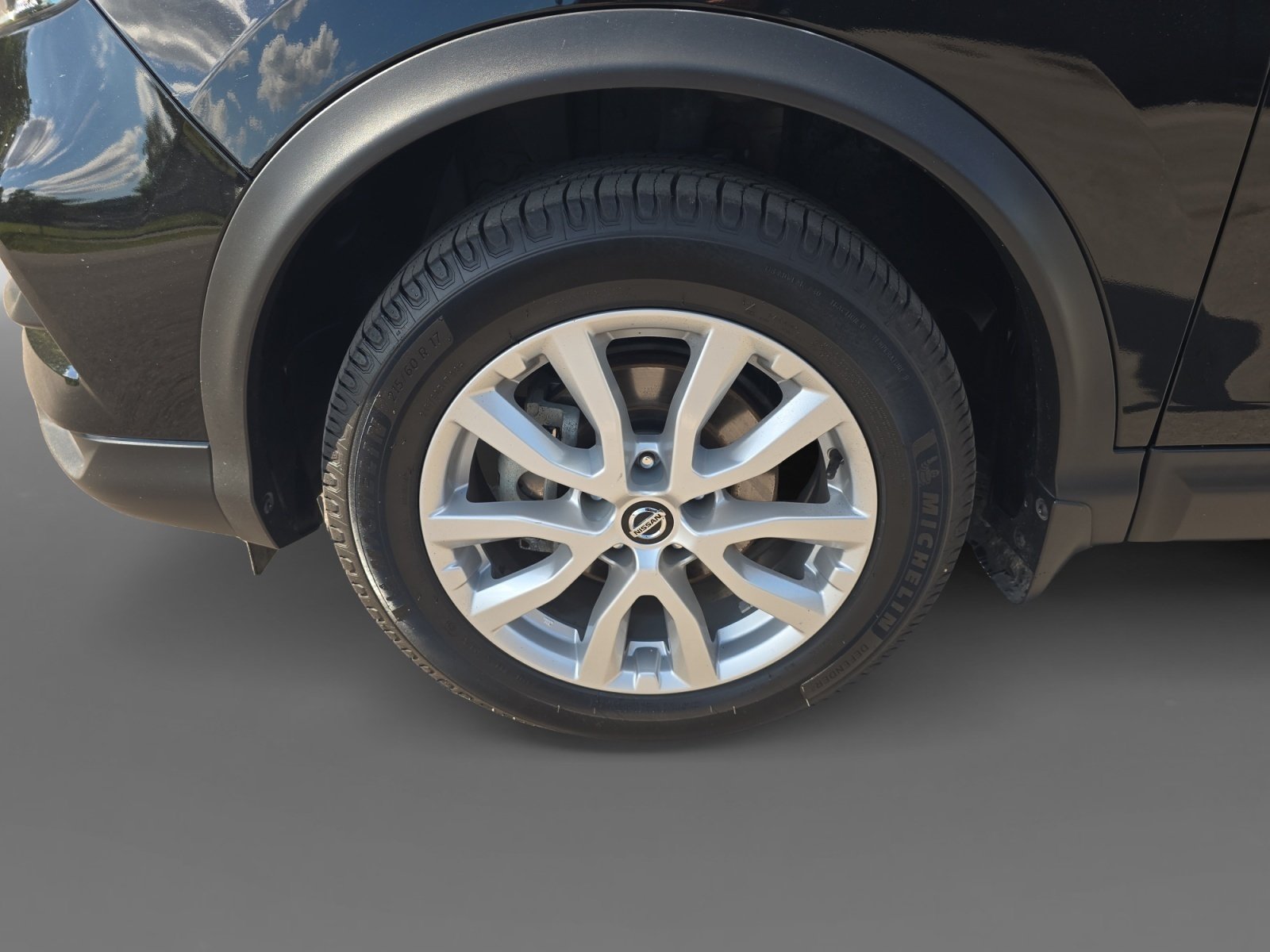 Certified 2022 Nissan Rogue Sport SV AWD/4WD image 10