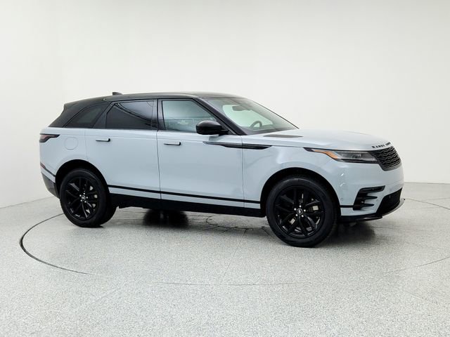 New 2026 Land Rover Range Rover Velar Dynamic SE image 3