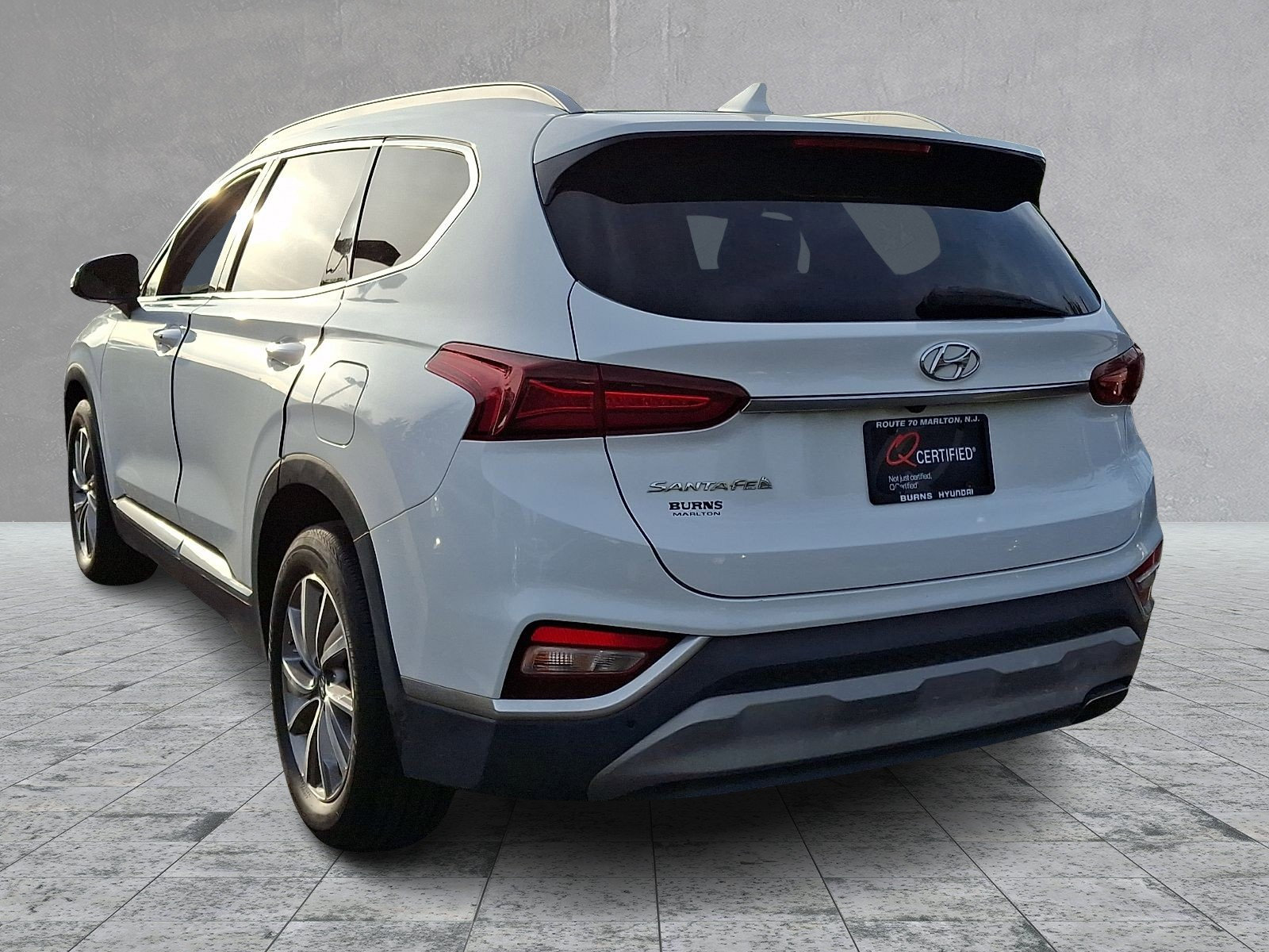 Used 2020 Hyundai Santa Fe SEL w/ Convenience + Premium Package FWD image 6