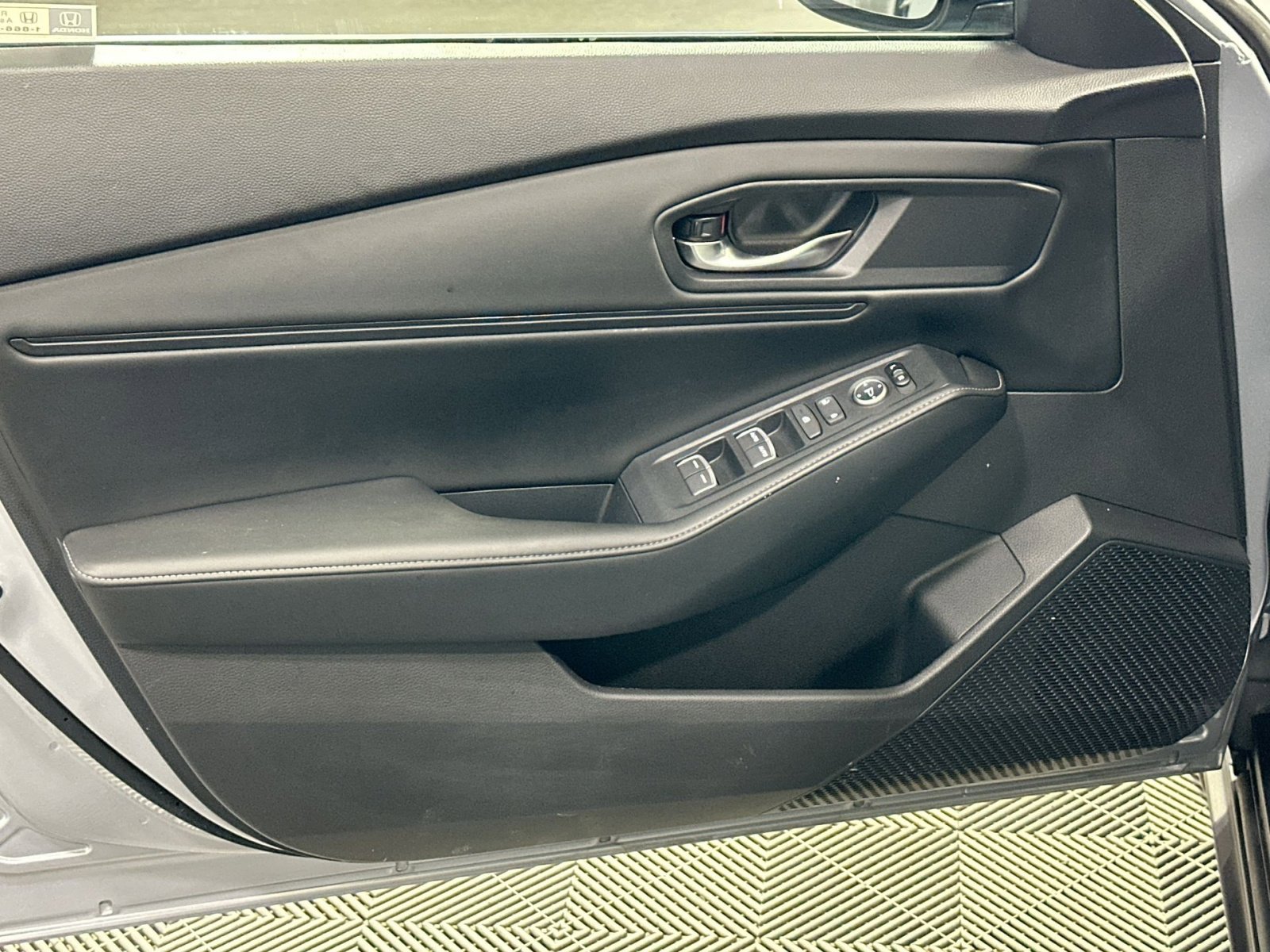 Used 2023 Honda Accord Sport image 15