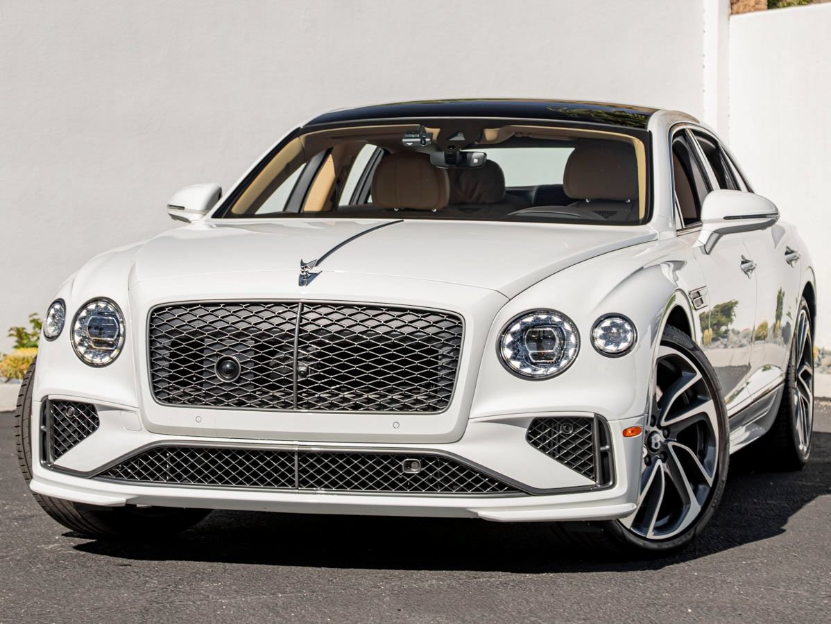Used 2025 Bentley Flying Spur Plug-In Hybrid AWD/4WD image 7
