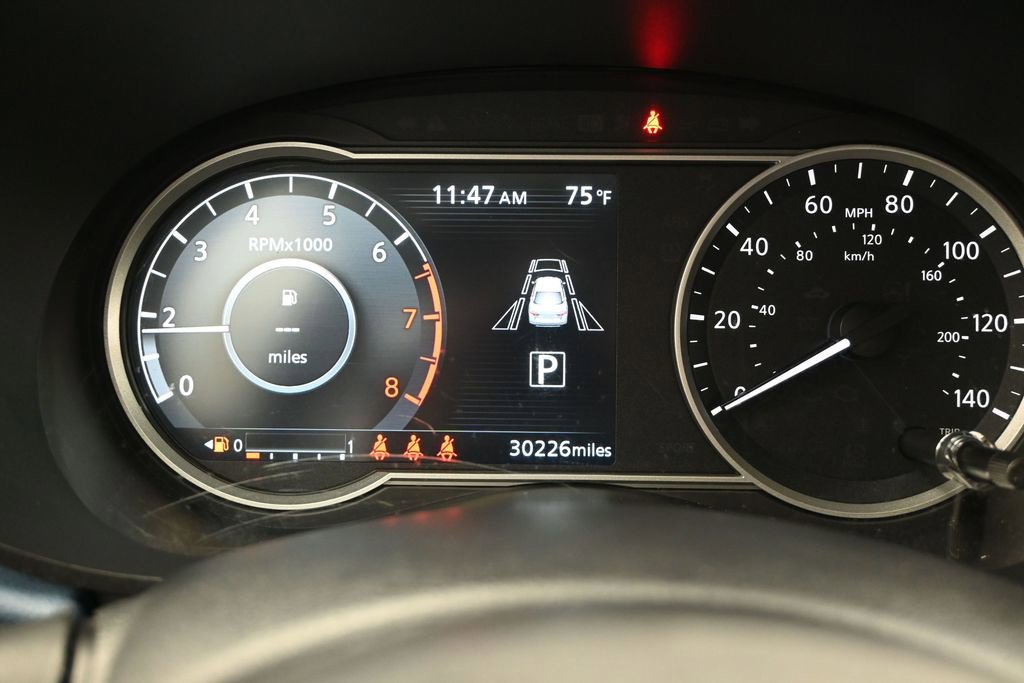 Certified 2025 Nissan Versa SV w/ Trunk Package FWD image 22