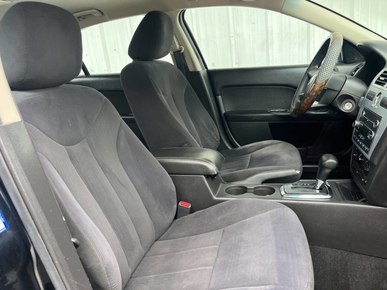 Used 2009 Mercury Milan image 14