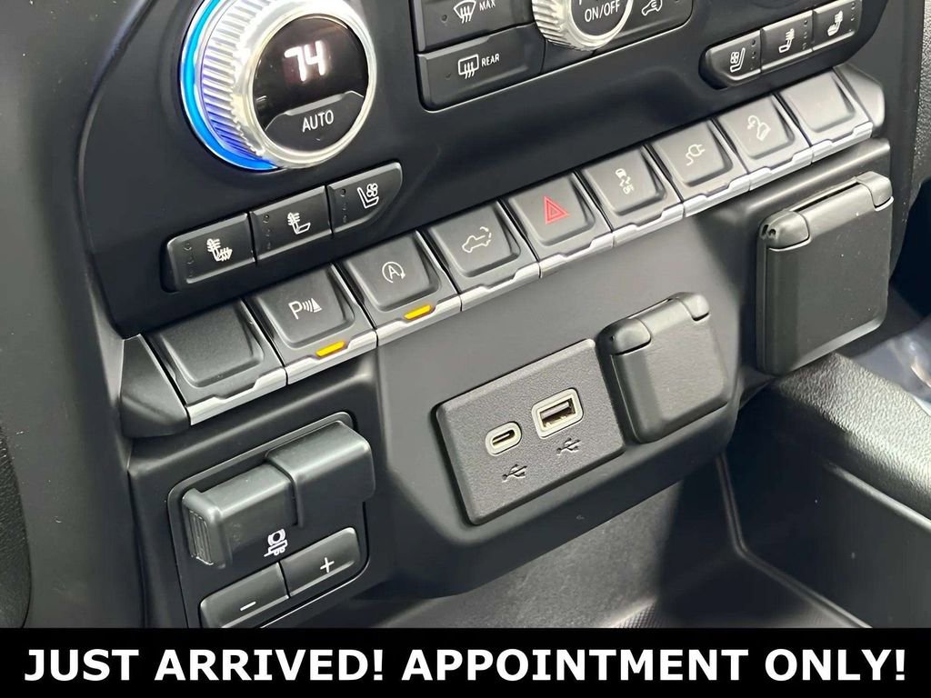 Used 2020 GMC Sierra 1500 AT4 w/ Driver Alert Package I image 22