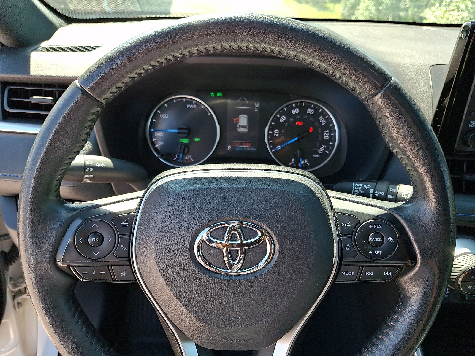 Used 2022 Toyota RAV4 SE w/ Convenience Package AWD/4WD image 20