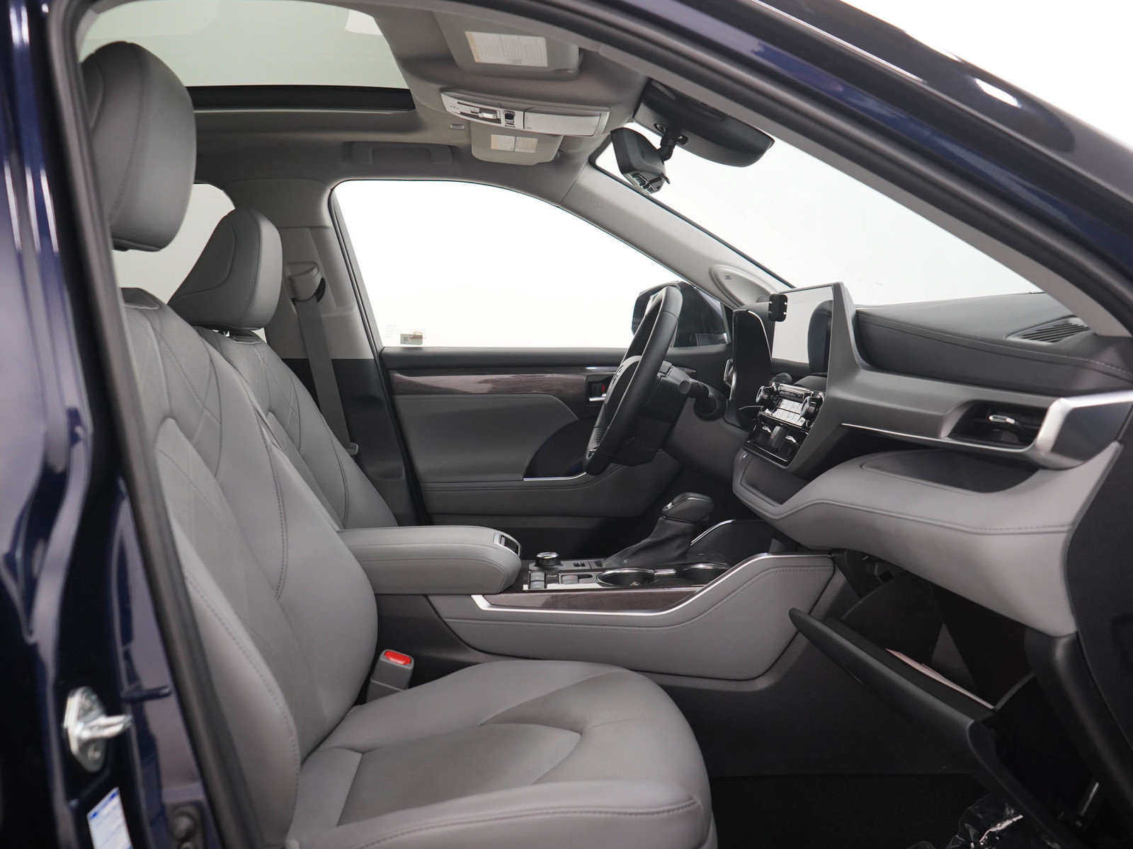 Used 2020 Toyota Highlander Platinum AWD/4WD image 13