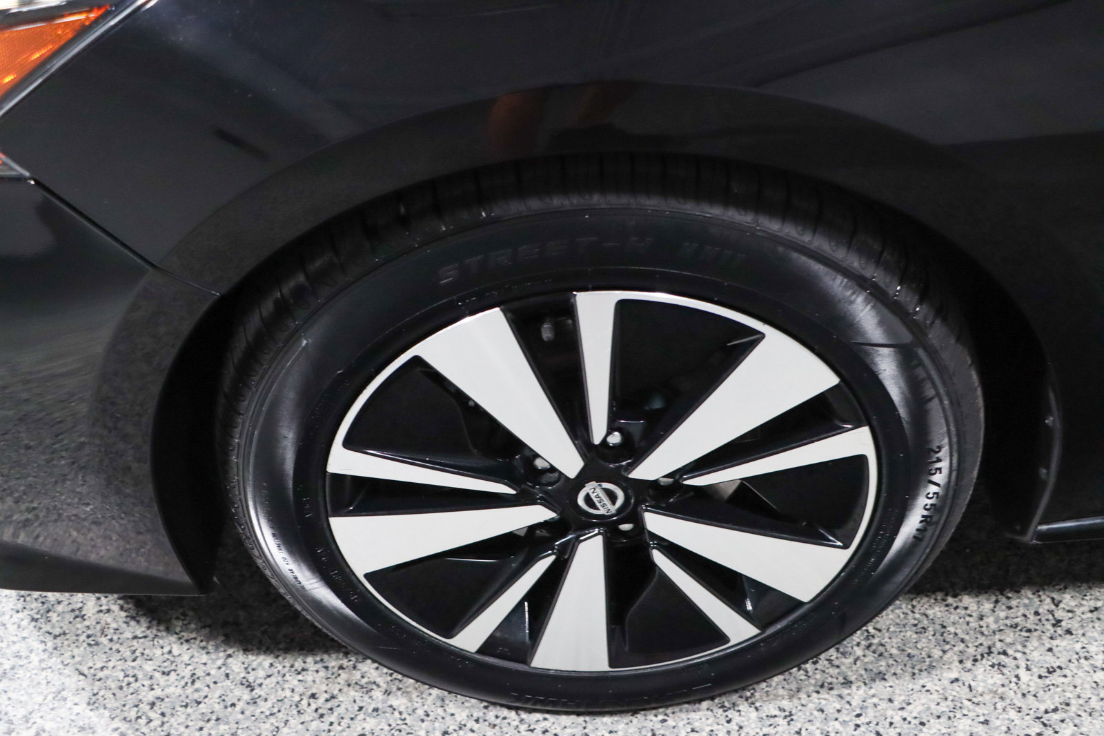 Used 2019 Nissan Altima 2.5 SL FWD image 11
