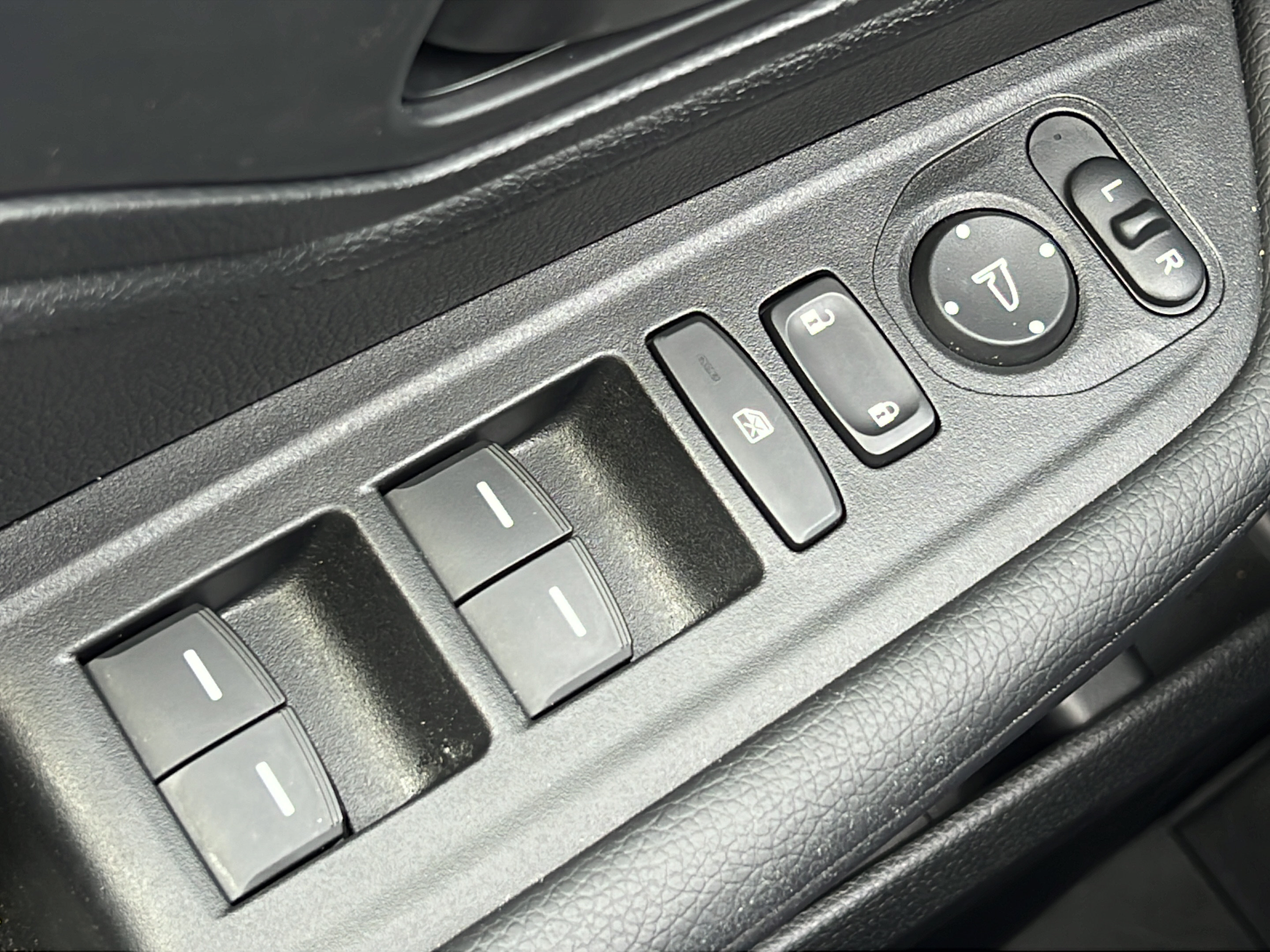Used 2025 Honda Odyssey EX-L image 20
