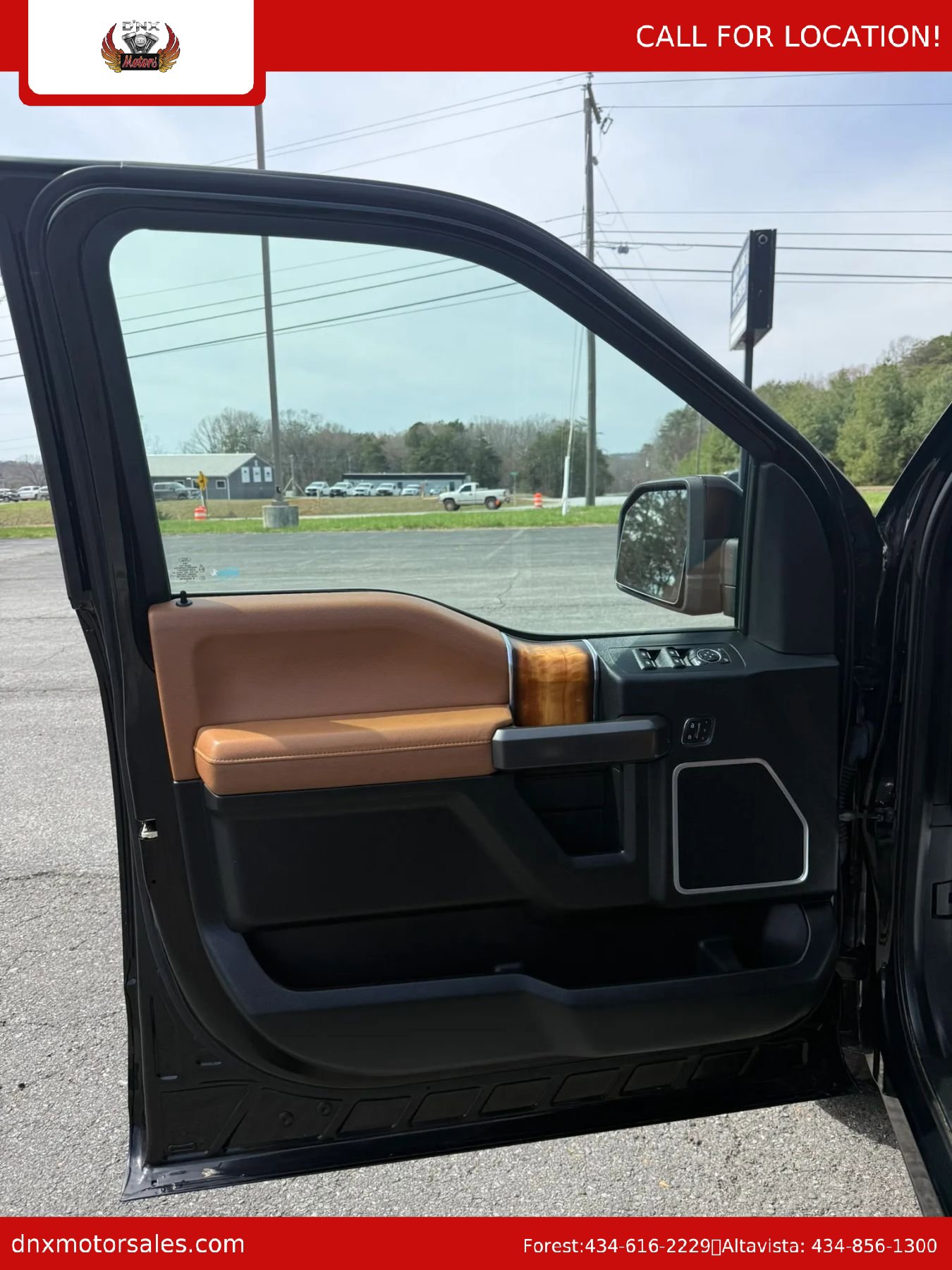 Used 2016 Ford F150 Limited w/ Trailer Tow Package image 17