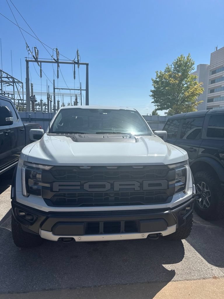 Used 2024 Ford F150 Raptor AWD/4WD image 7