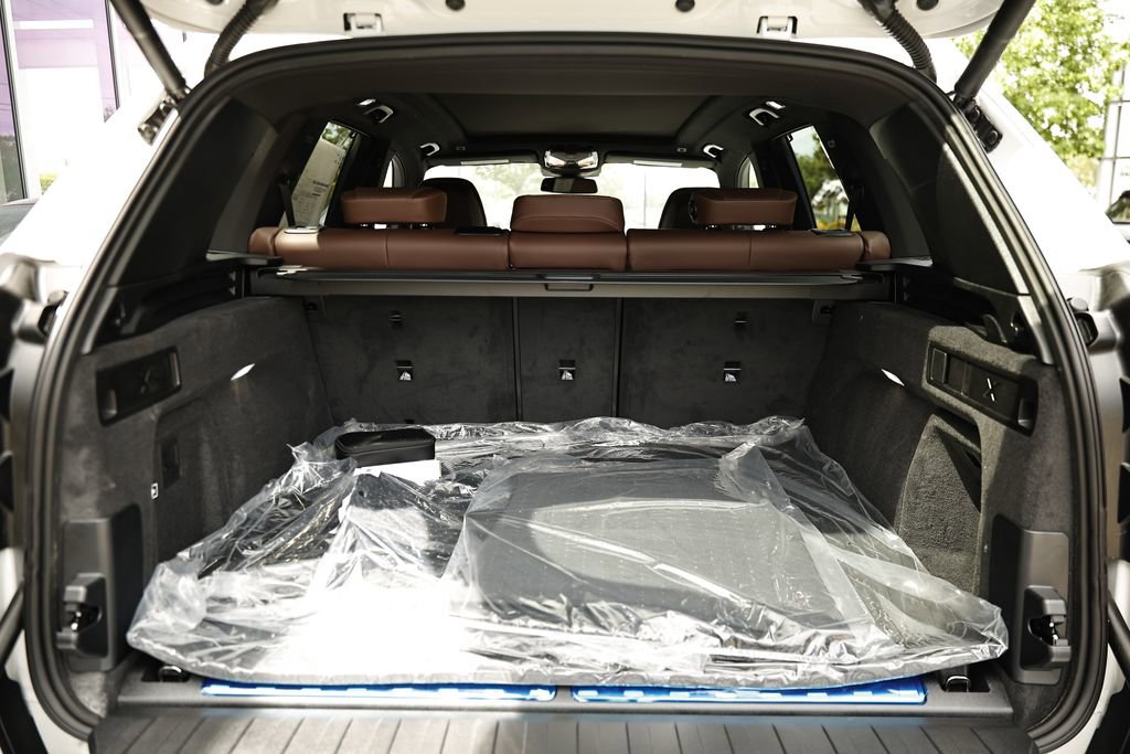 New 2026 BMW X5 xDrive50e w/ M Sport Package image 23