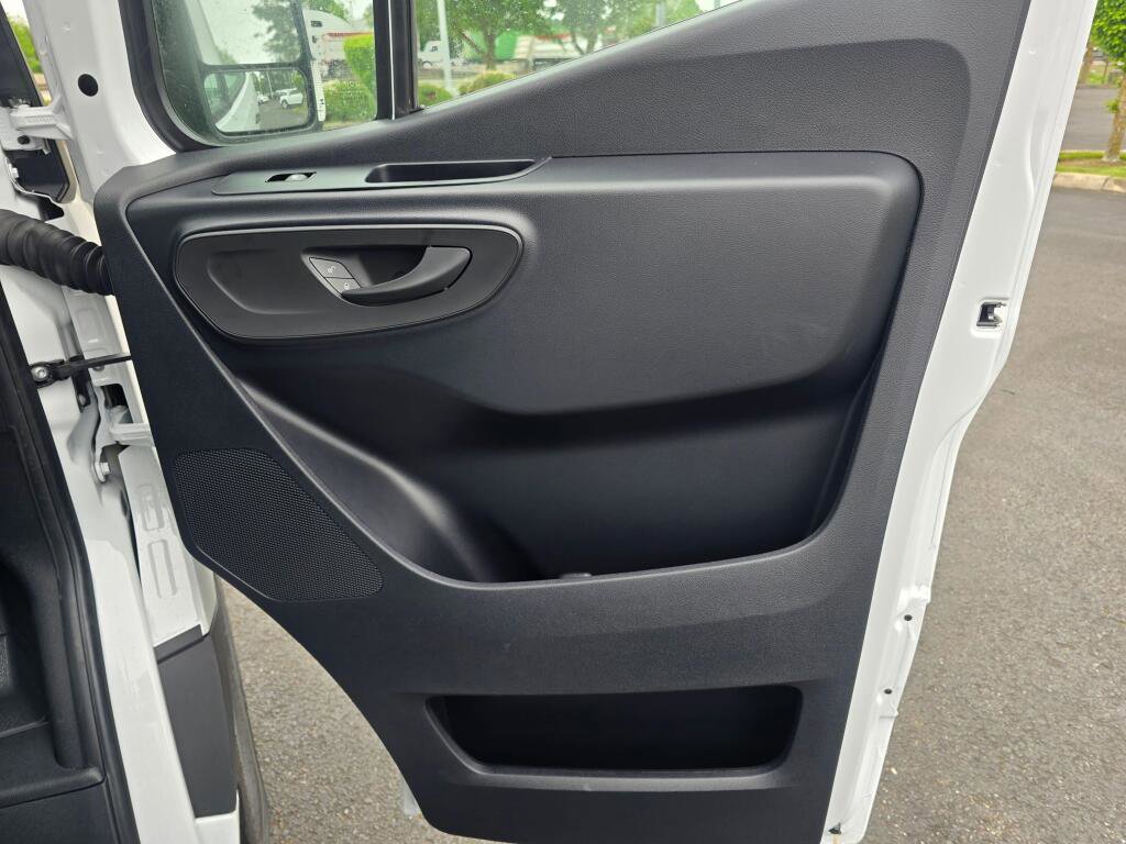 New 2026 Mercedes-Benz Sprinter 2500 image 19