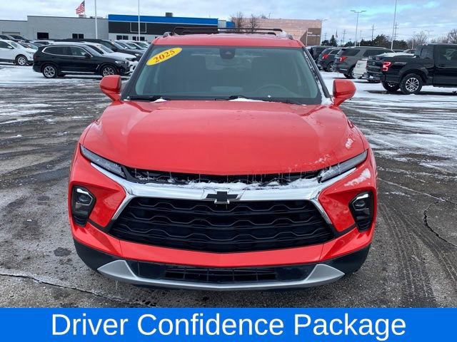 Certified 2025 Chevrolet Blazer LT w/ Convenience Package image 2